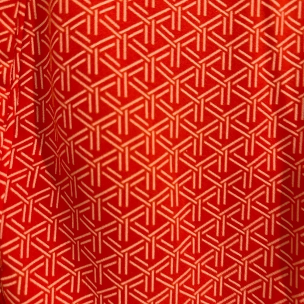 Banana Republic Women’s Peplum Top - Picture 3 of 4
